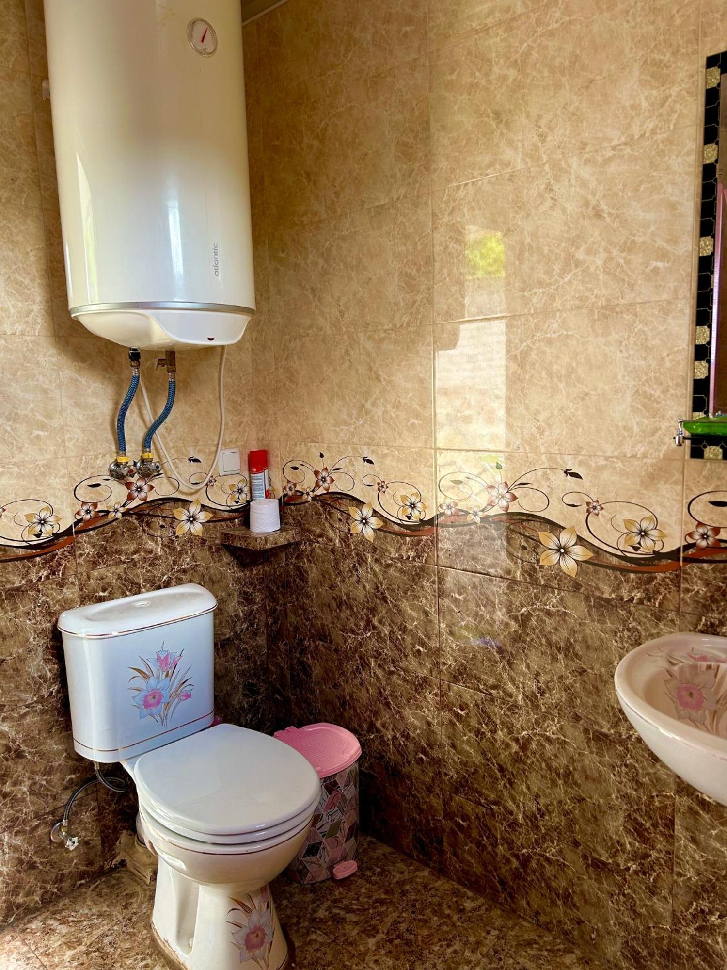 Vaso'S Guesthouse Katskhi Zewnętrze zdjęcie